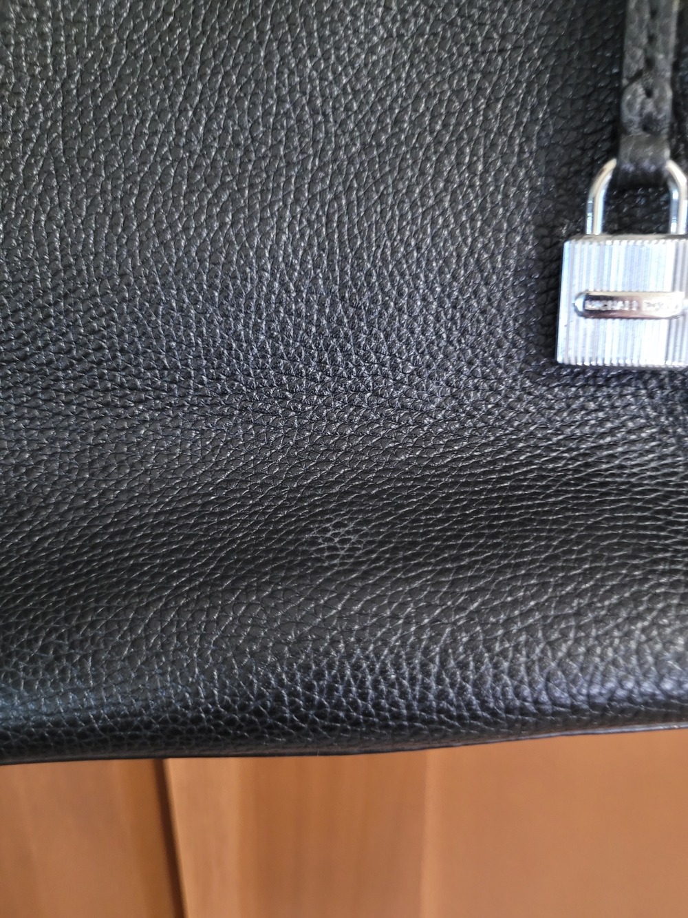 MICHAEL Michael Kors Mercer Chain-Link Leather Tote Bag - Picture 3 of 16